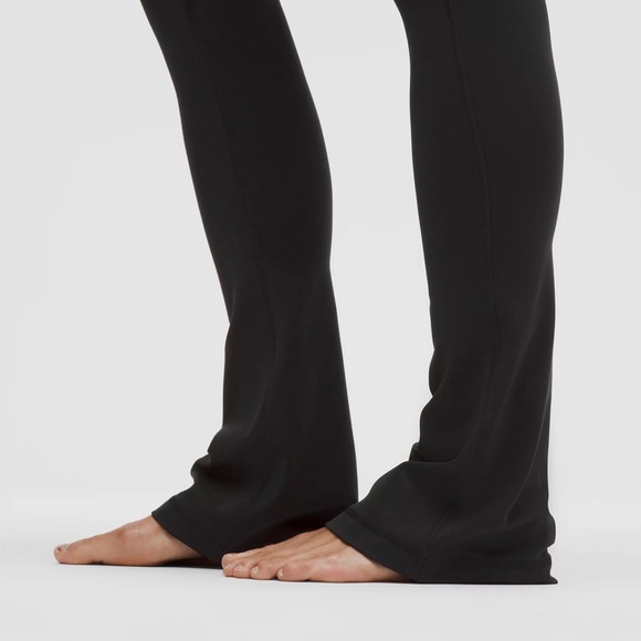 Lululemon Align High-Rise Mini Flare Pant Black Size 6 Regular - Picture 2 of 9